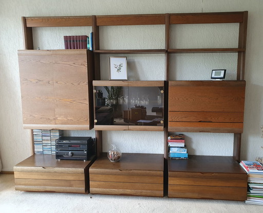 Vintage-Wandschrank