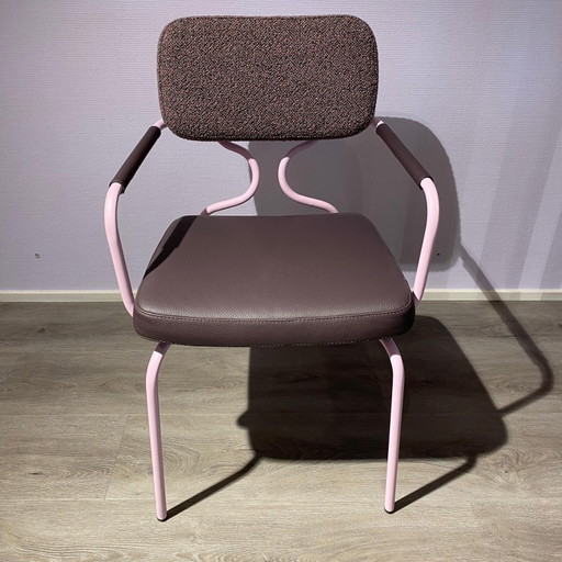 Chloe set of 6 – Bert Plantagie, eetkamerstoelen, Leather, Calfskin (photo 2 of 4)