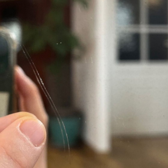 Image 1 of Toletta - Mobiletto da ingresso impiallacciato in noce, 1940