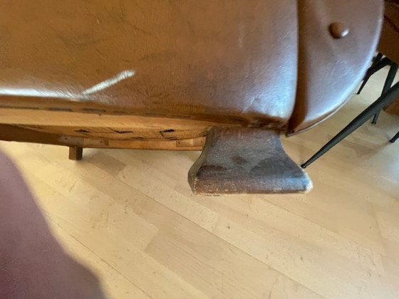 Image 1 of Mid 1900 lederen fauteuils