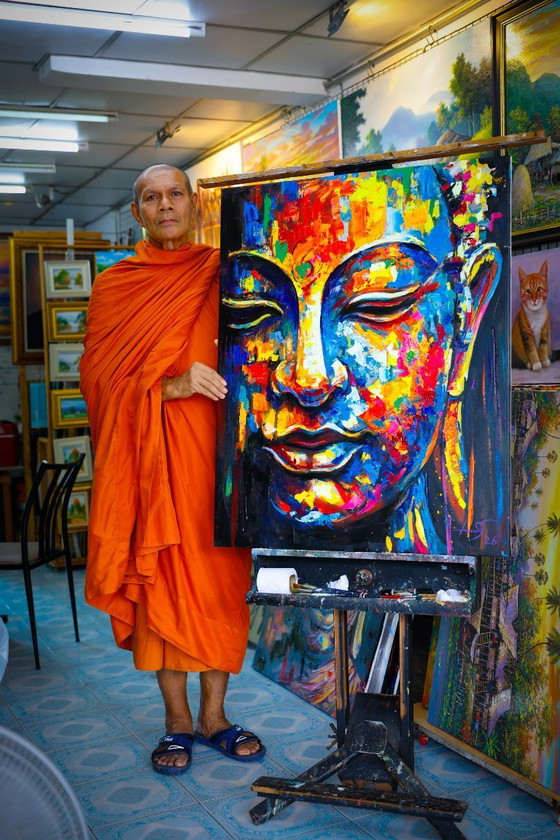 Image 1 of Unique hand-painted Buddha painting "Colorful Calm" – Seksak Jaichumchen – 80 × 100 cm