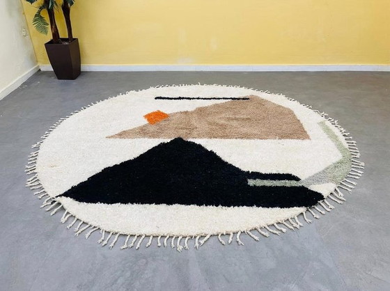 Moroccan Azilal Round Wool Rug 200/200cm – Rugs & carpets (photo 9 of 10)