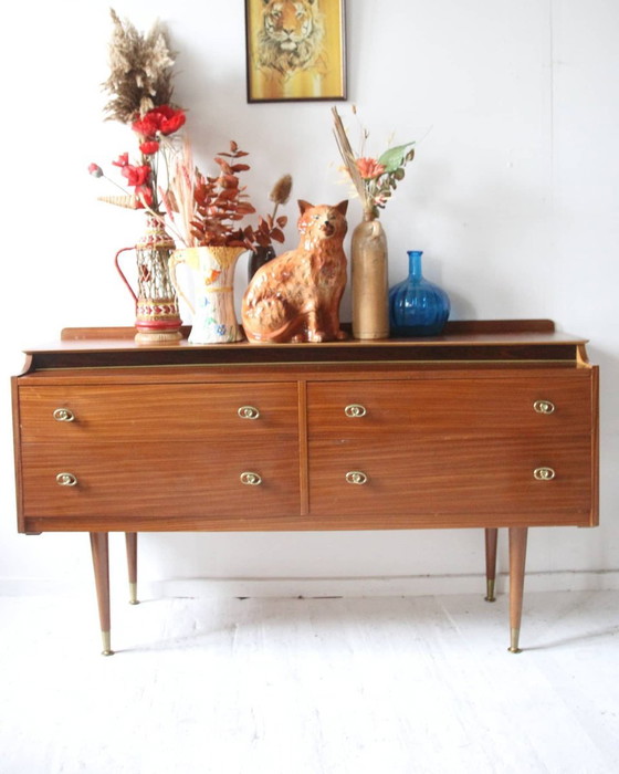 Petit buffet bas vintage avec pieds Dansette, années 1960 – Retro (photo 9 of 9)