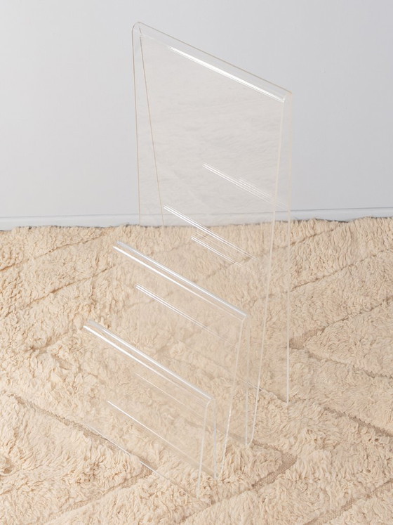 Einzigartiger Acryl-Kleiderständer, Plexiglas, Transparent (Foto 3 von 5)