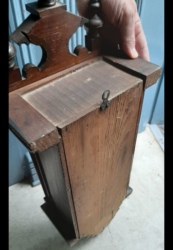 Reloj de pared de péndulo de madera RA con adornos dorados – Relojes, Glass, Wood (photo 4 of 5)