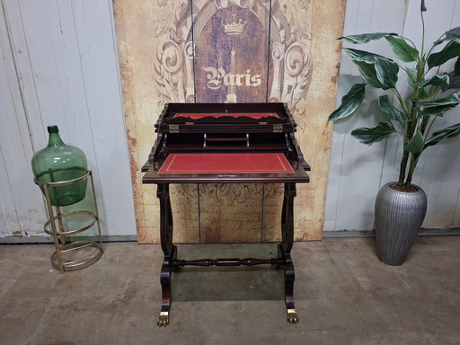 Secrétaire ou bureau d'écriture ancien, bureau de dame, dimensions 60 x 40 cm et 72 cm de hauteur