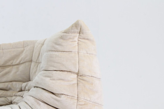 Image 1 of Poltrona angolare vintage Togo Ligne Roset velluto beige