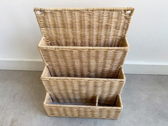 Image 1 of Organizer da scrivania o da parete in rattan vintage