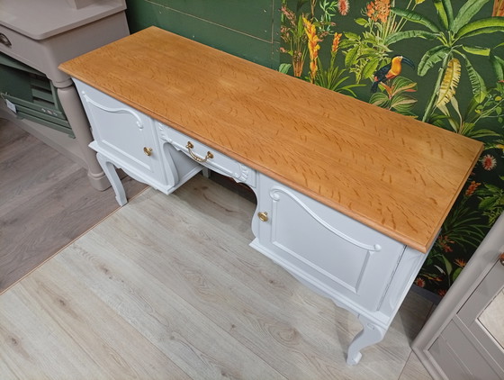 Image 1 of Schreibtisch im Queen-Anne-Stil