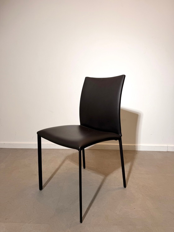 Image 1 of Juego de 6 sillas de comedor de cuero Draenert