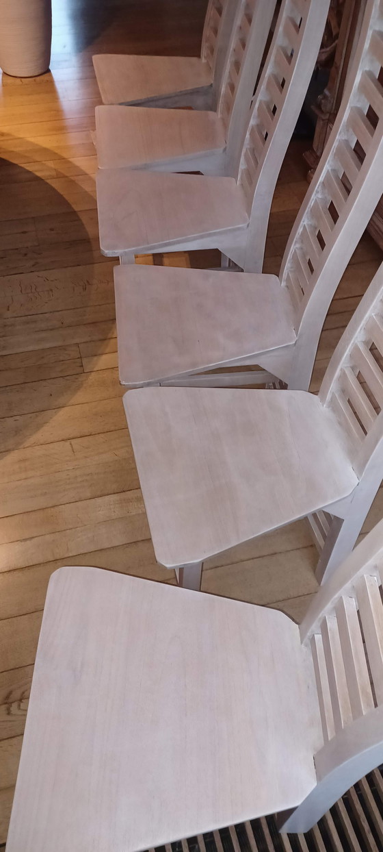 Image 1 of 6 Design-Stühle aus weiß geöltem Teakholz