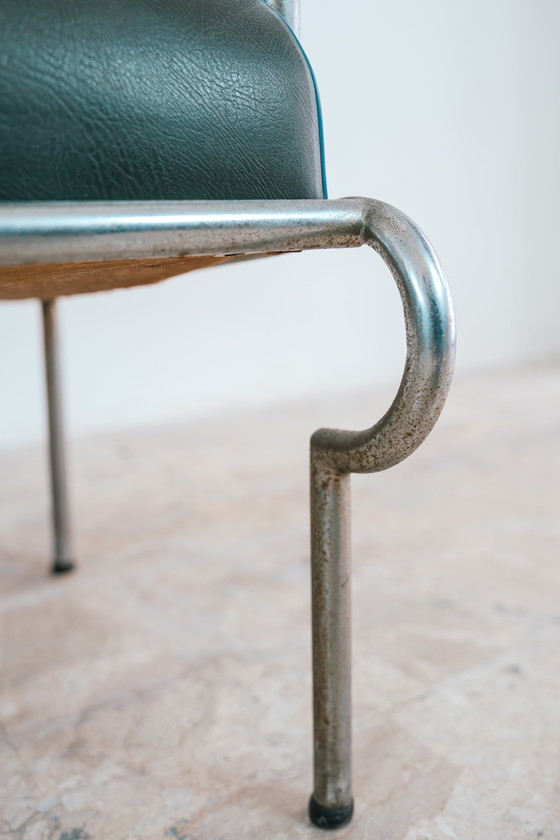 Image 1 of Bauhaus-cantileverbank uit de jaren 30 in buisvormig staal, modern design.