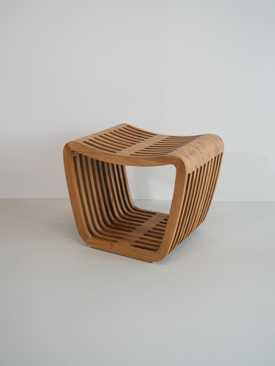 Image 1 of Aven kruk van massief teak