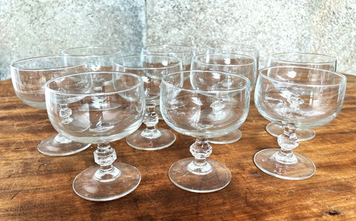 10 stemmed champagne/ice cream glasses