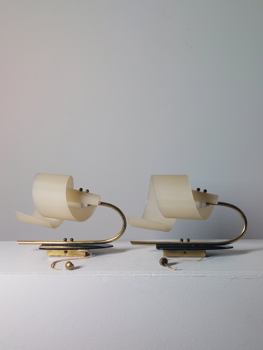 Par de lámparas de pared vintage de mediados de siglo de latón Geru