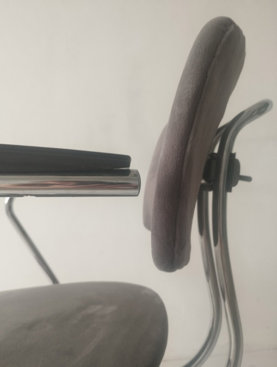 Image 1 of Sedia da ufficio girevole e regolabile Toon de Wit