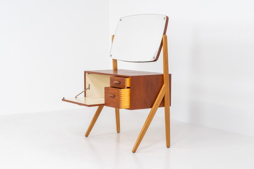 Iconic Dressing Table by Ølholm Møbelfabrik (Denmark, 1960s)