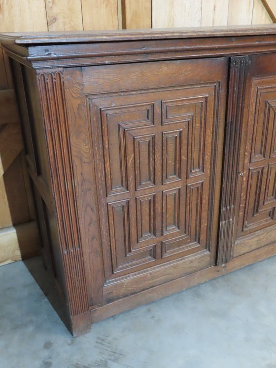 Image 1 of Eikenhouten kast laat 19de eeuw