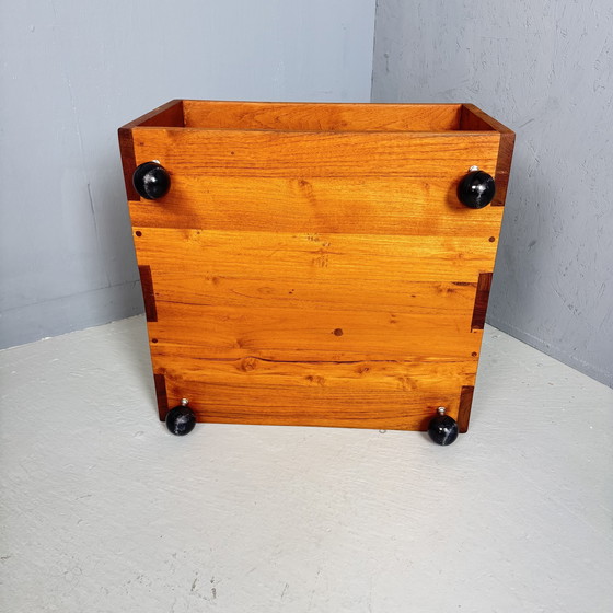 Image 1 of Vintage hardhouten side table - verrijdbaar