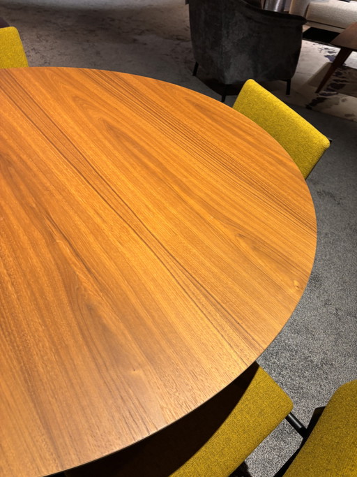 Spectrum Ronde eetkamertafel Noten mat lak