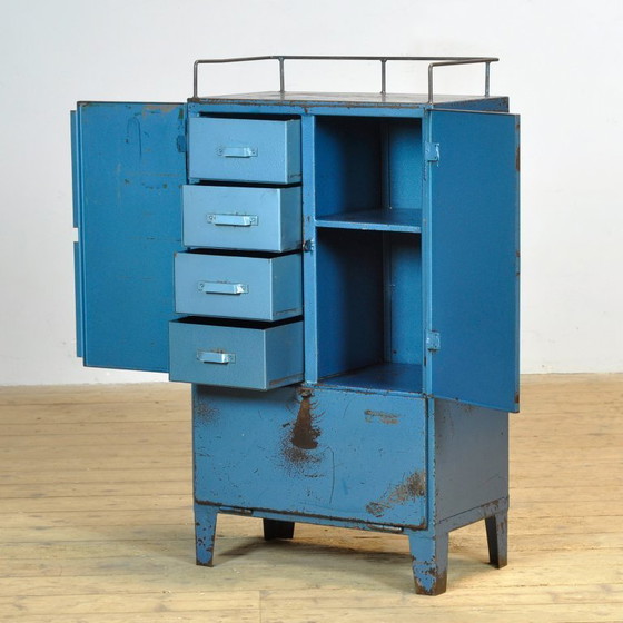 Image 1 of Armario industrial de cuatro cajones de la década de 1970