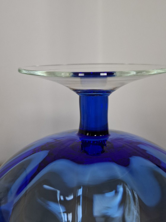 Image 1 of Set of 2 Vintage Cobalt Blue Glass Vases - Empoli Style - 16 cm

Beautiful Mid-Century Modern Blue Goblet Vases (Set of 2)