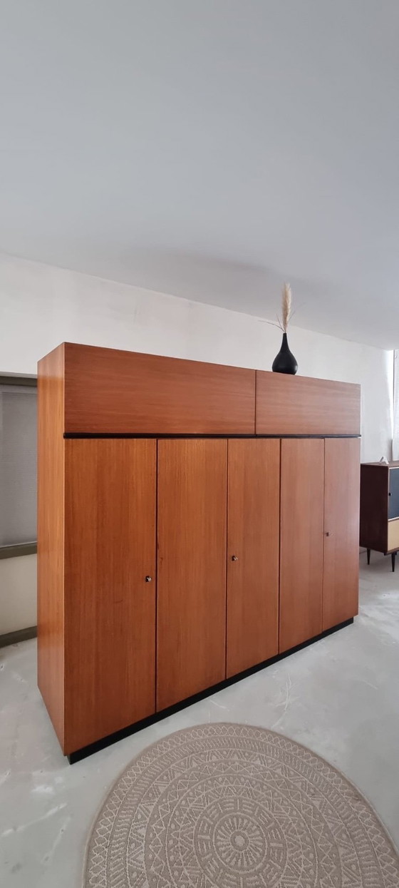 Mid Century Kleiderschrank – Kleiderschränke, Wood (photo 29 of 30)