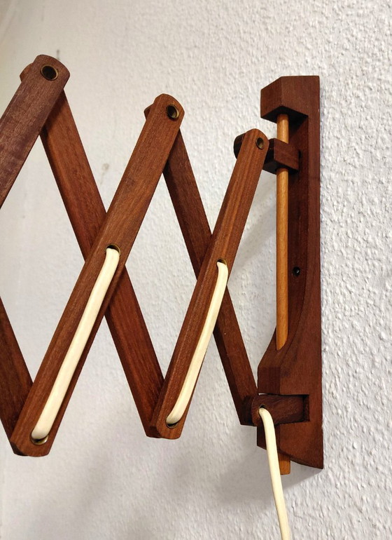 Image 1 of zestiger jaren teak schaarlamp 