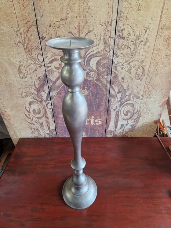 Image 1 of Hermoso candelabro grande de hierro