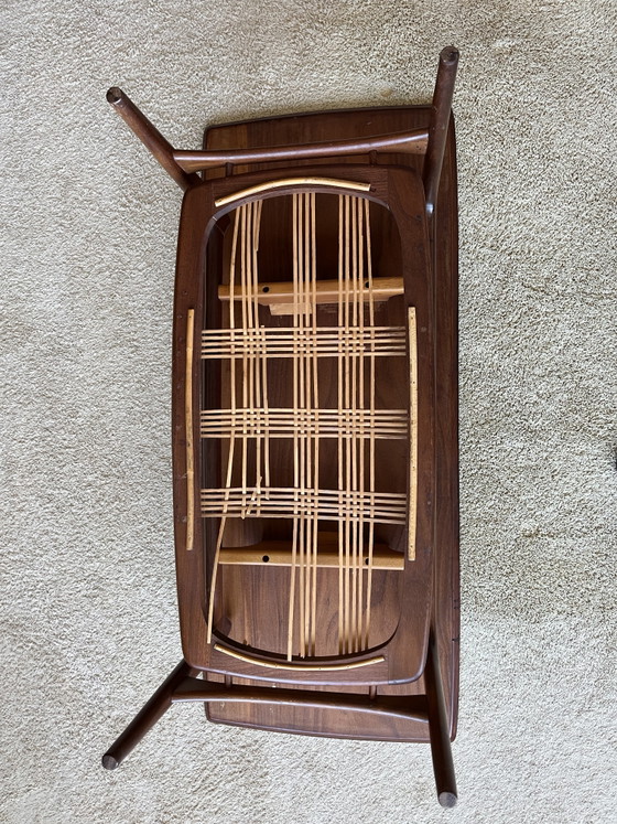 Image 1 of Tavolino da caffè dal design danese