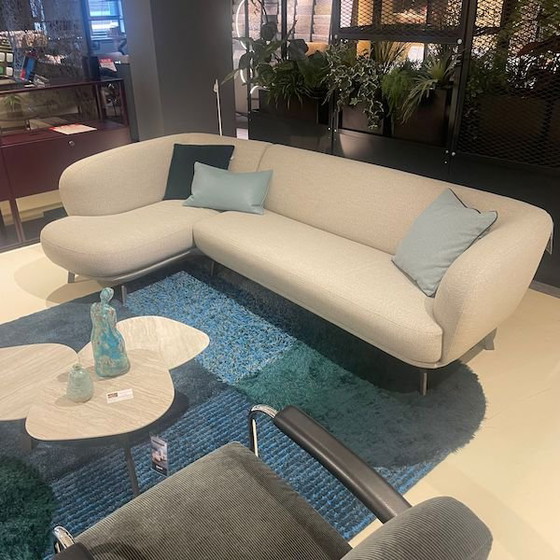 Image 1 of Leolux Flint corner sofa