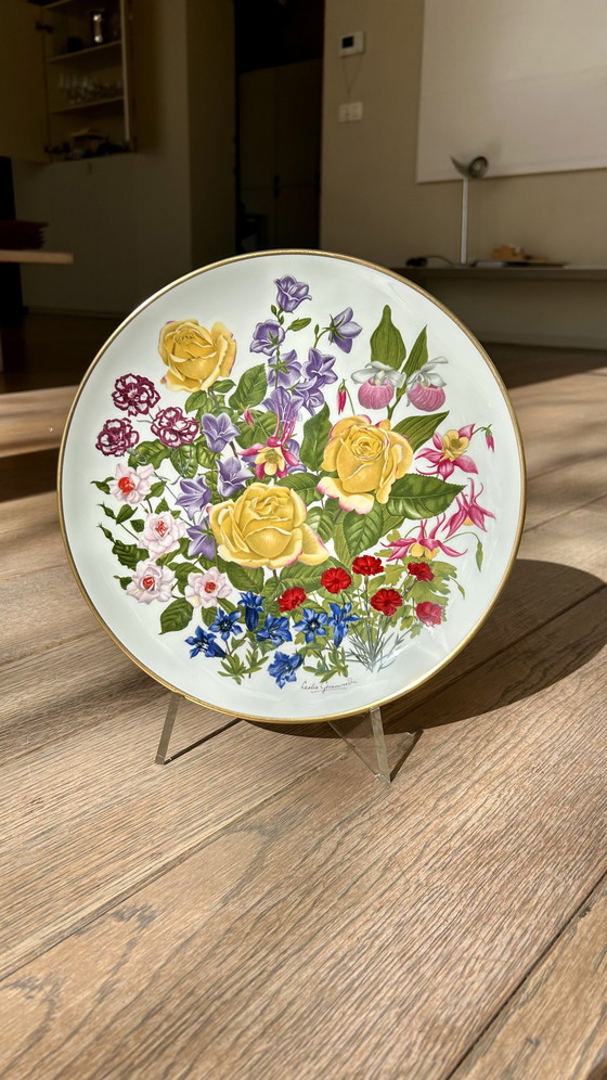 Image 1 of Collezione di piatti in porcellana Franklin "Fiori dell'anno" della Royal Horticultural Society