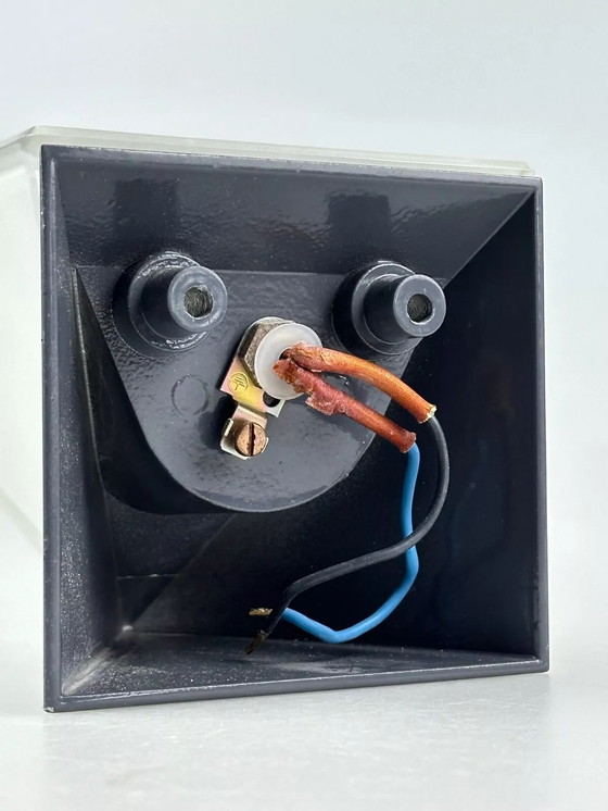 Image 1 of Lampada da parete a cubo Peill &amp; Putzler anni '60 e '70, applique in vetro ghiacciato, era spaziale