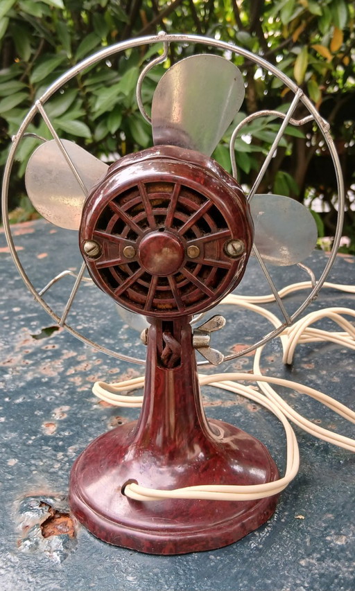 Seltener Vintage-Tischventilator von Calor – 1950er Jahre – Braunes Bakelit & Chrommetall (photo 2 of 5)