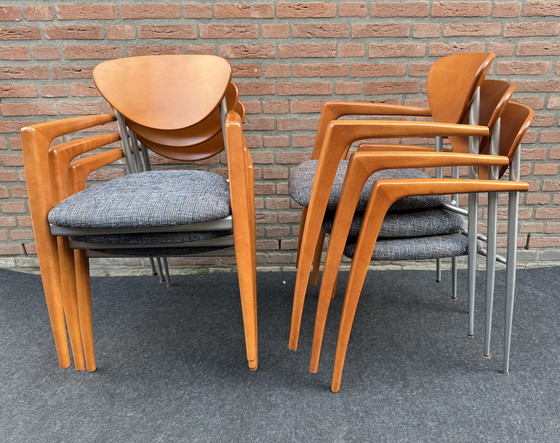 Image 1 of 6 x Memphis Style Stühle