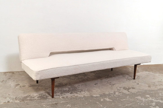 Image 1 of Divano / divano letto della metà del secolo Miroslav Navratil
