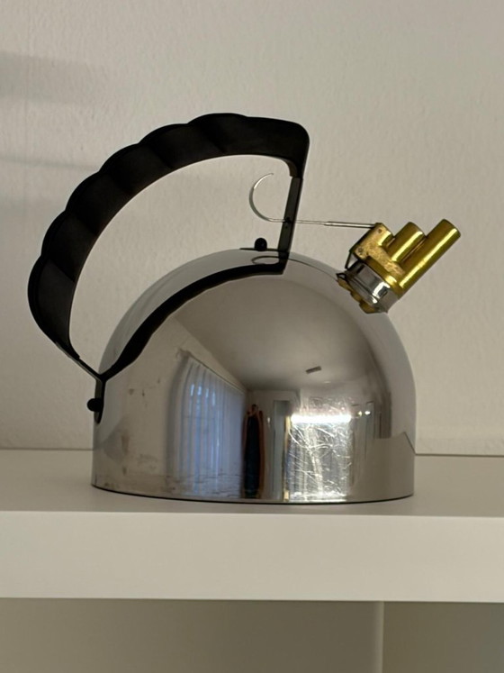 Image 1 of Hervidor Alessi 9091 - Diseño clásico de Richard Sapper