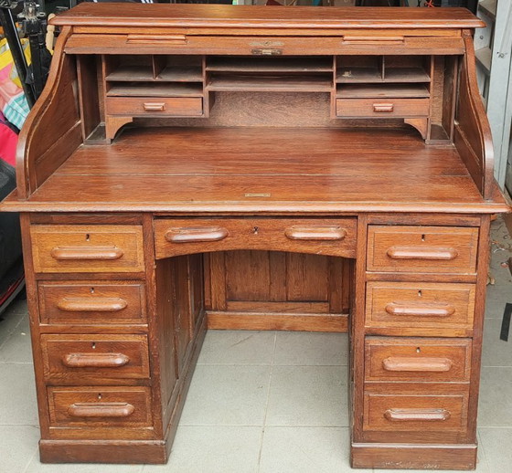Image 1 of Vintage Amerikaans Bureau met rolluik
