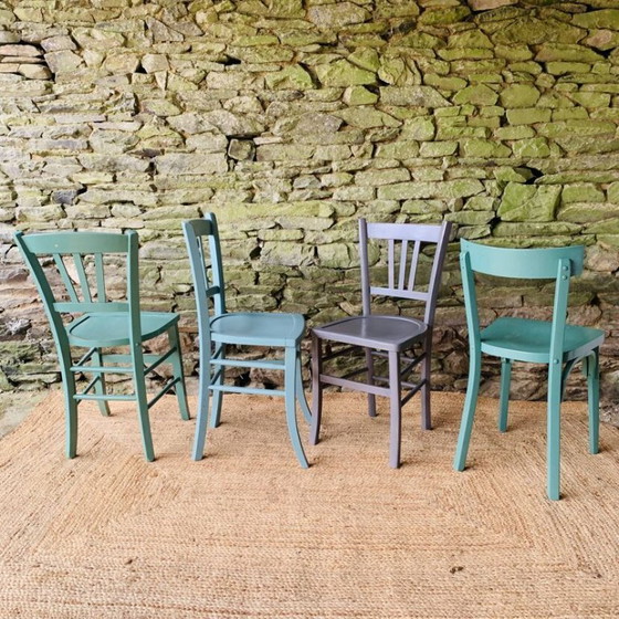 Image 1 of Set aus vier ungleichen Bistrostühlen
