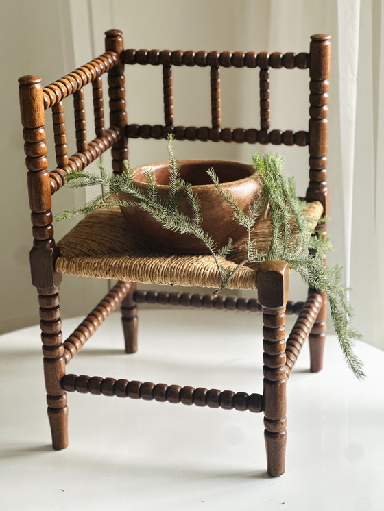 Image 1 of Bobbin hoekstoel rieten zitting eikenhout