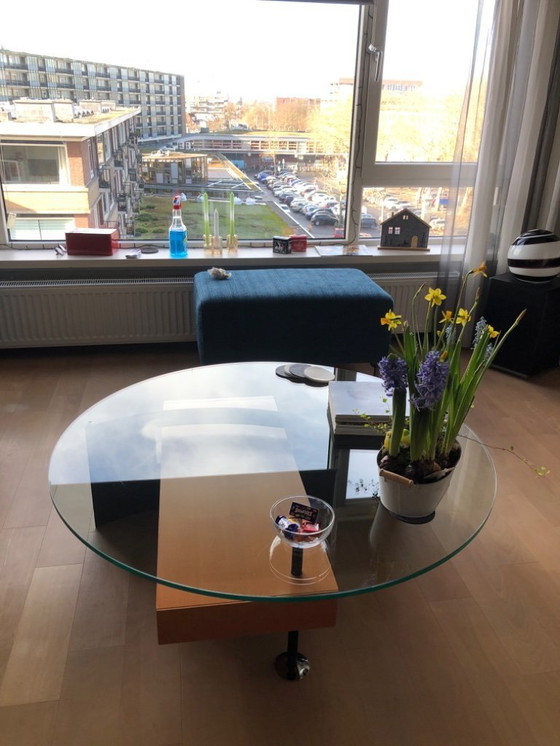 Image 1 of Coffee table, Italian model