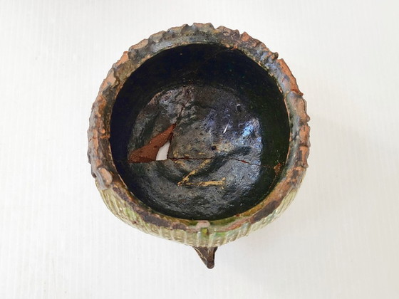 Image 1 of Precioso bombonera antigua de cerámica firmada con la letra "N", ¿de época del siglo XIX?