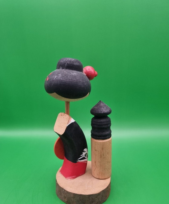 Jolie Sanjo Tsubaki Kokeshi – Objets déco, Wood (photo 3 of 5)