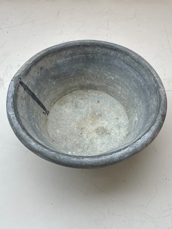Image 1 of Vintage zinken bak of schaal — handgemaakt