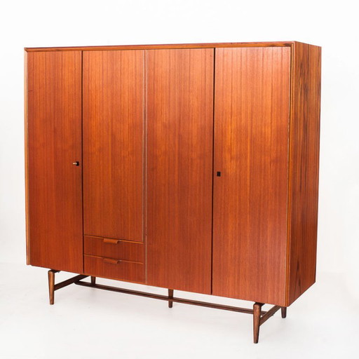 Vintage Scandinavische/Mid Century kledingkast van teakhout, Frankrijk, jaren 60 – kledingkasten, Wood