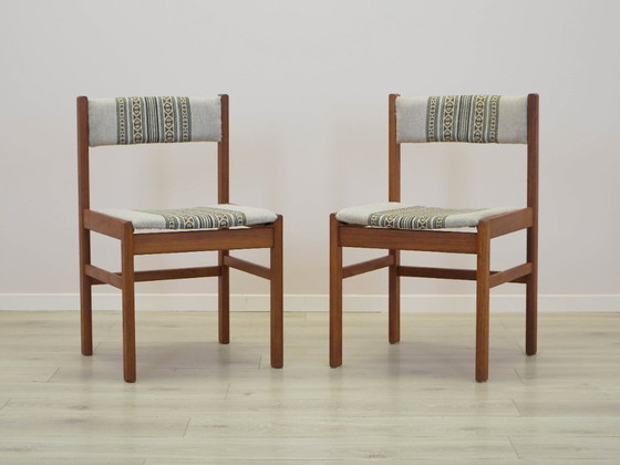 Image 1 of Conjunto de dos sillas de teca, diseño danés, década de 1970, fabricadas en Dinamarca.