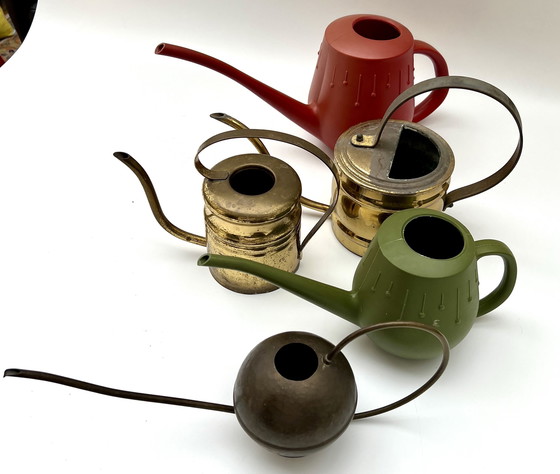 Image 1 of Collection of watering cans – 2× Ebert, 2× brass (1960s) & 1× very old copper can (around 1900)
