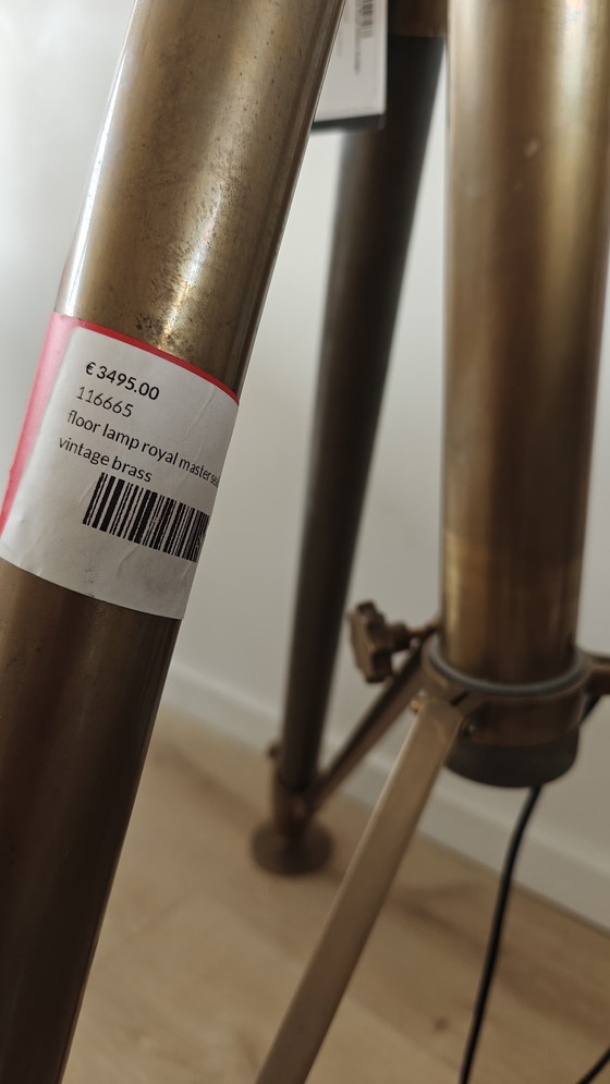 Image 1 of Eichholtz Royal Master Sealight | Luxe Maritieme Vloerlamp in Vintage Messing