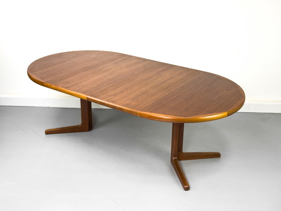 Image 1 of Danish Round Extendable Dining Table in Teak, 1970s