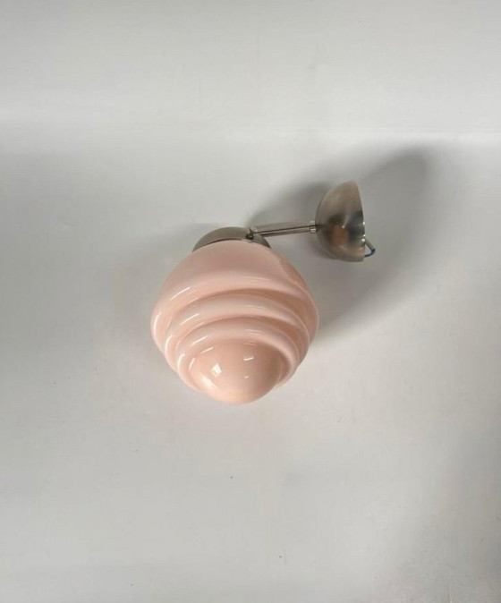 Image 1 of Art Deco Pink Wall Light Colore pastello con apparecchio a parete cromato